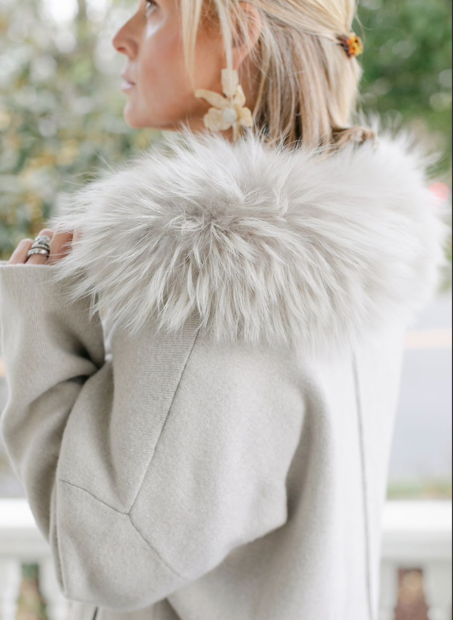 Ladies Oatmeal Knit Jacket Racoon Hood