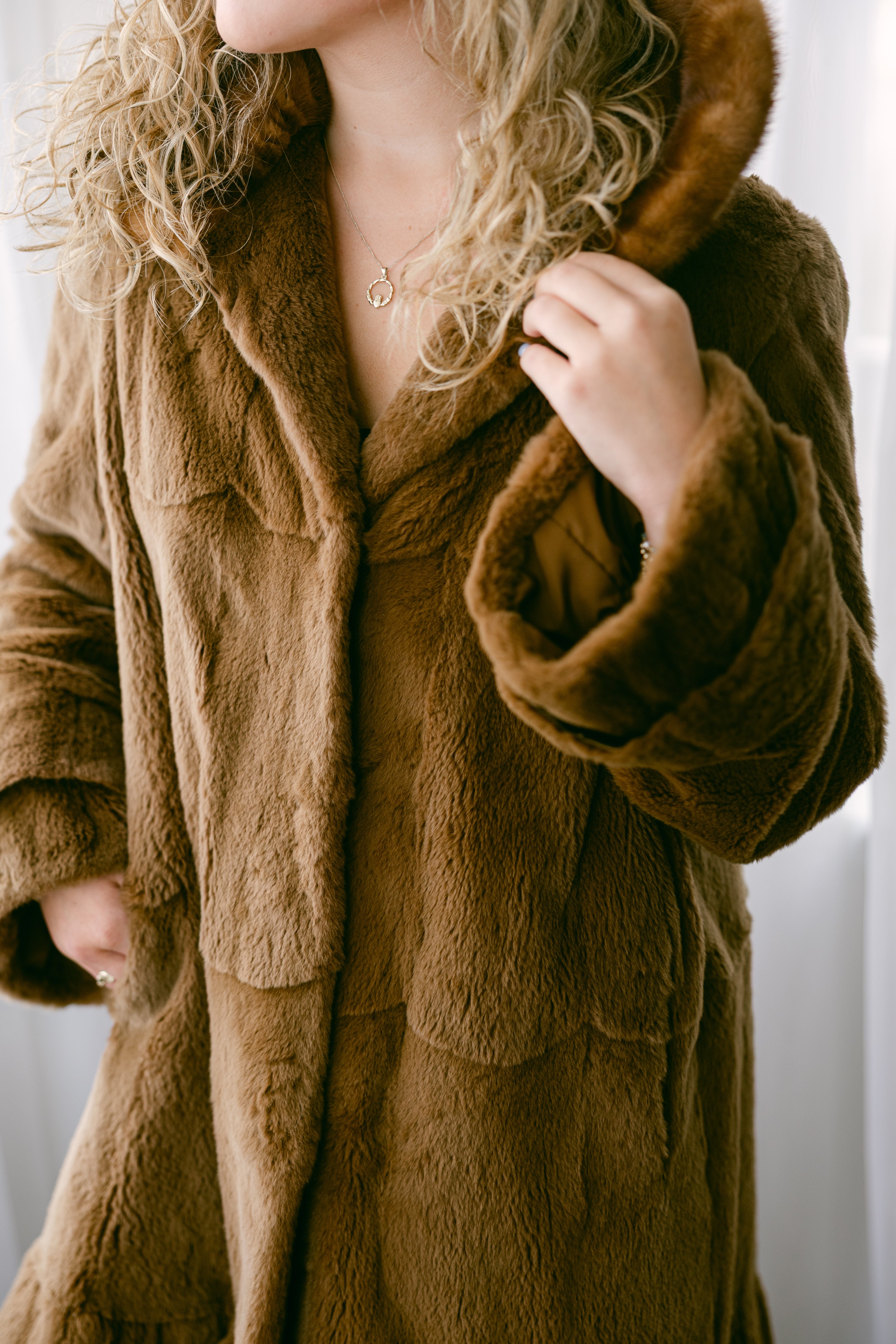 Brown Beaver Coat w Scallop Detail / Mink Collar