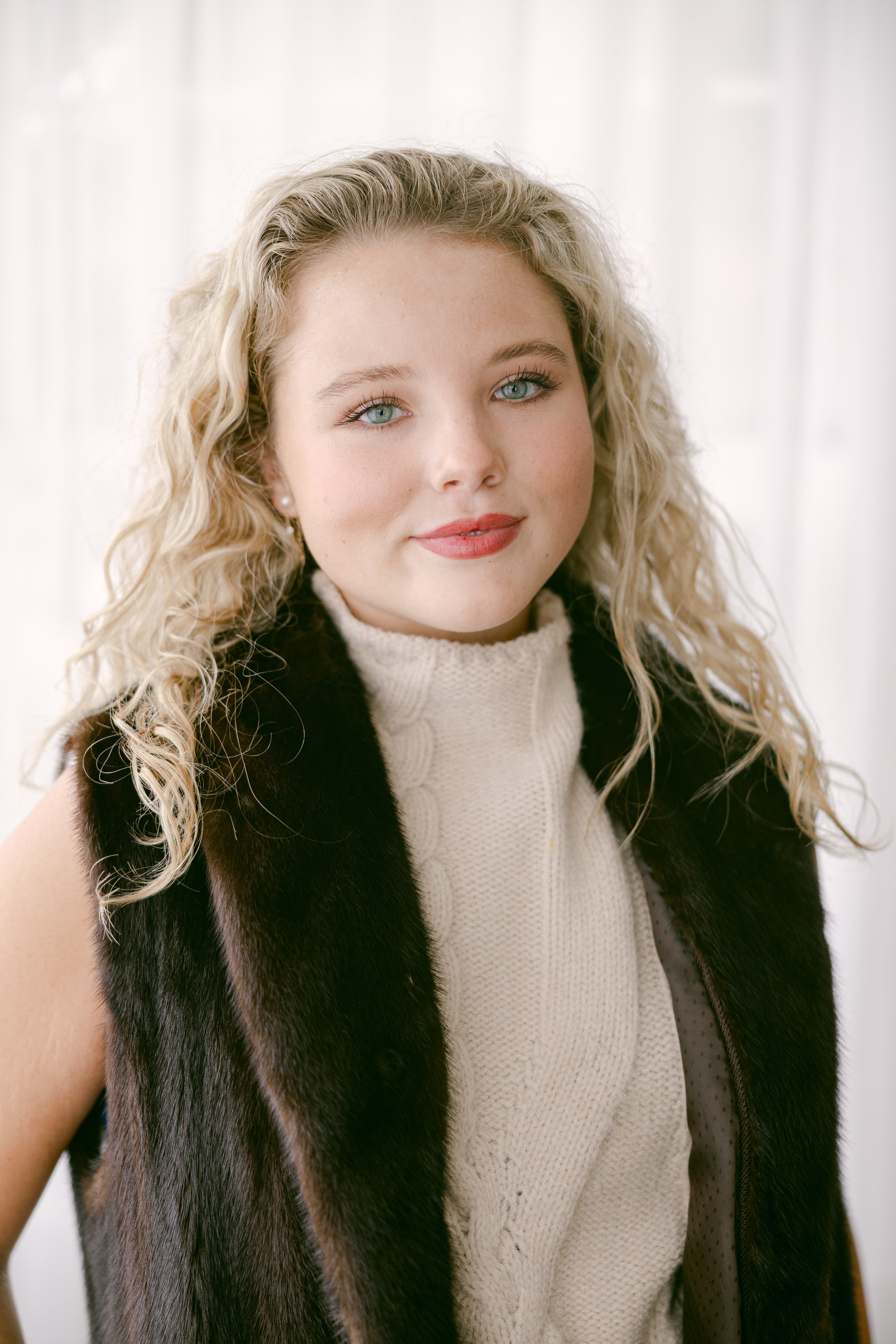 Dark Mahogany Mink Vest